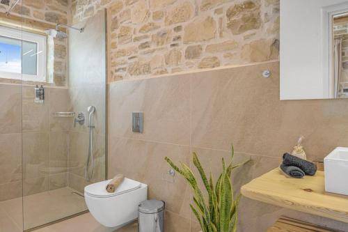 Photo of Bathroom in Matala