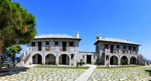 Photo of Buildings in Mouresi