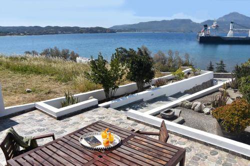 Photo of Others in Milos