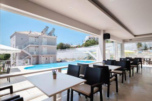 Photo of Patio Balcony in Agios Stefanos Avliotes
