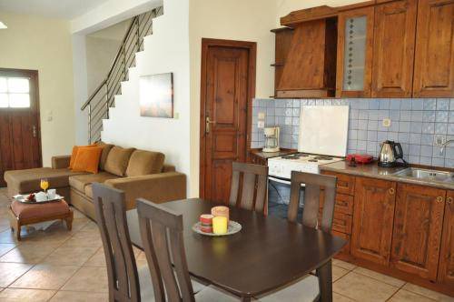 Photo of Livingroom in Skala Sotiros