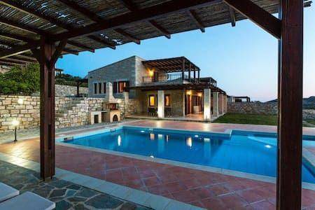 Photo of Outdoor in Lefkogeia