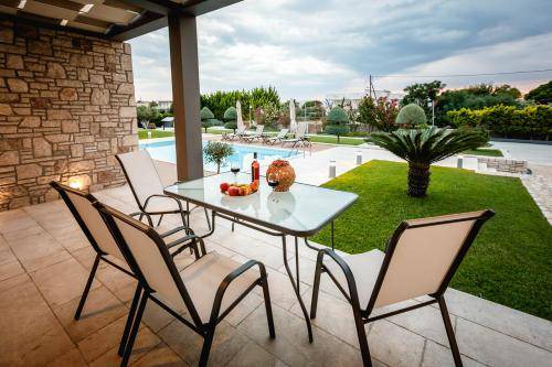 Photo of Patio Balcony in Iria