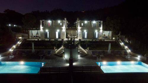 Photo of Others in Mikros Gialos