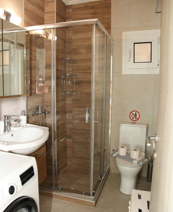 Photo of Bathroom in Neos Kosmos