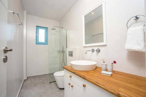 Photo of Bathroom in Kalathos