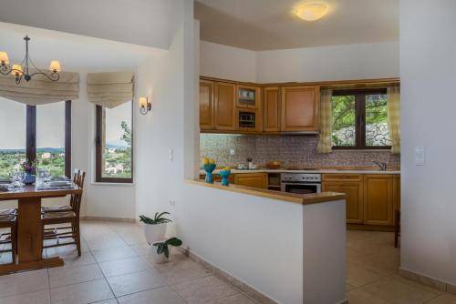 Photo of Kitchen in Roussospiti