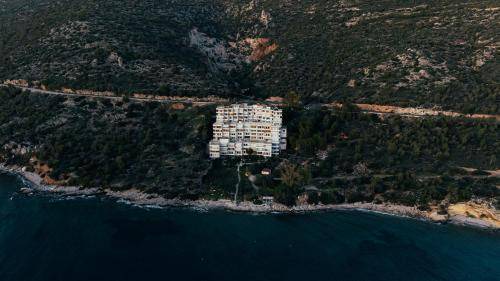 Photo of Others in Loutraki-Agioi Theodoroi