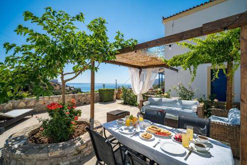 Photo of Patio Balcony in Agia Pelagia