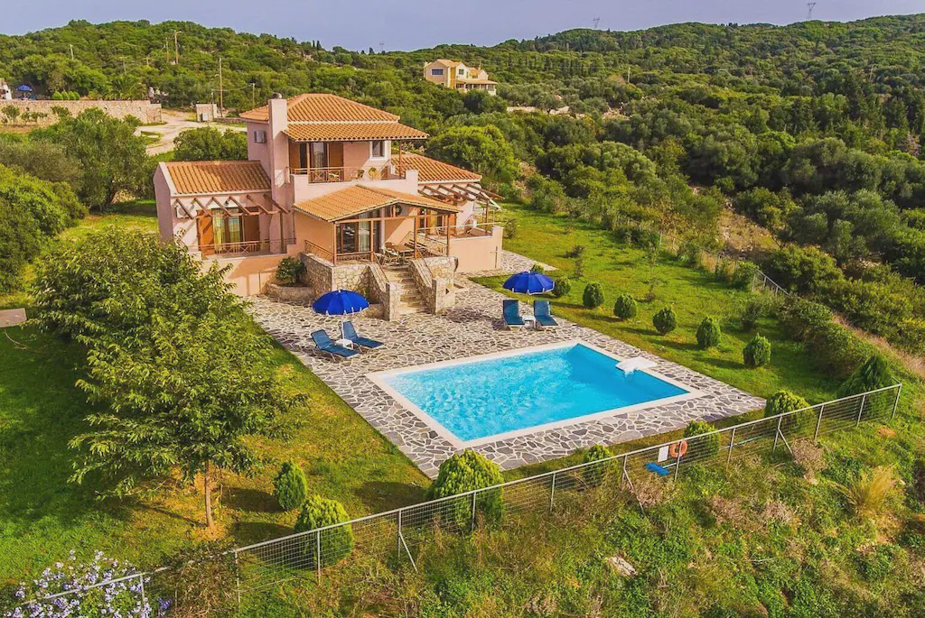 Photo of Outdoor in Mesovounia