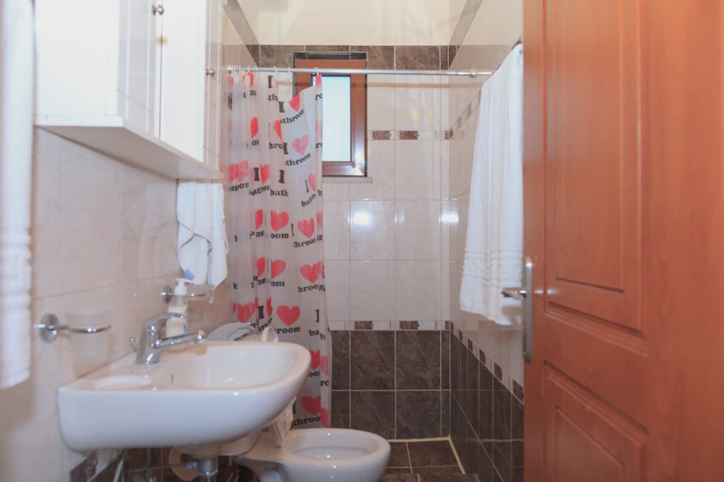 Photo of Bathroom in Mesovounia