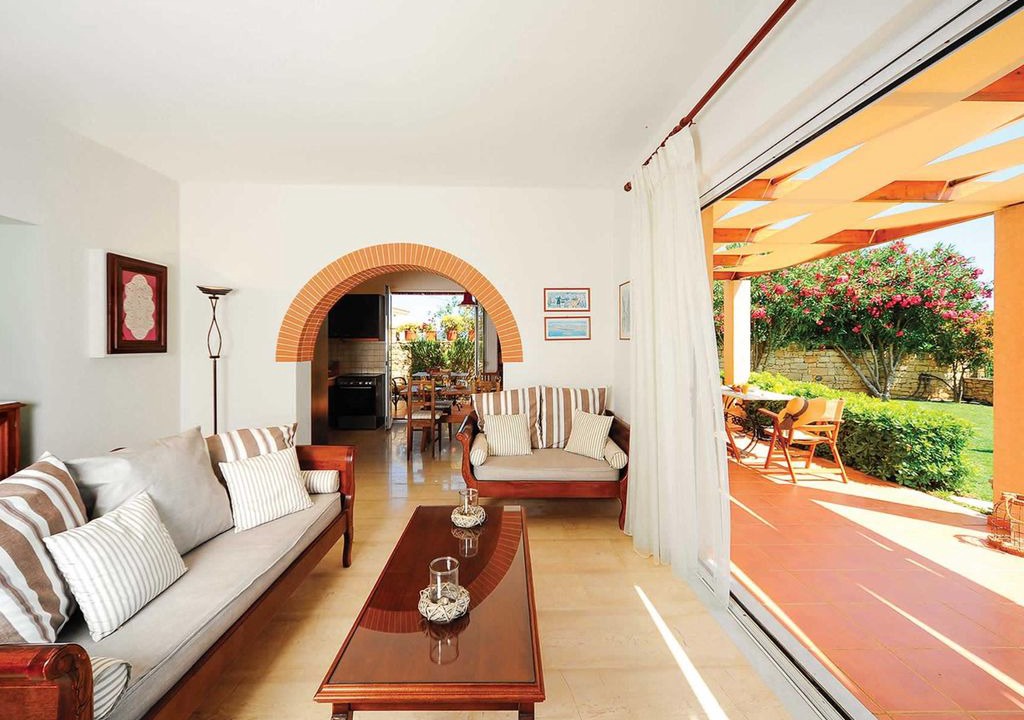 Photo of Livingroom in Prinos