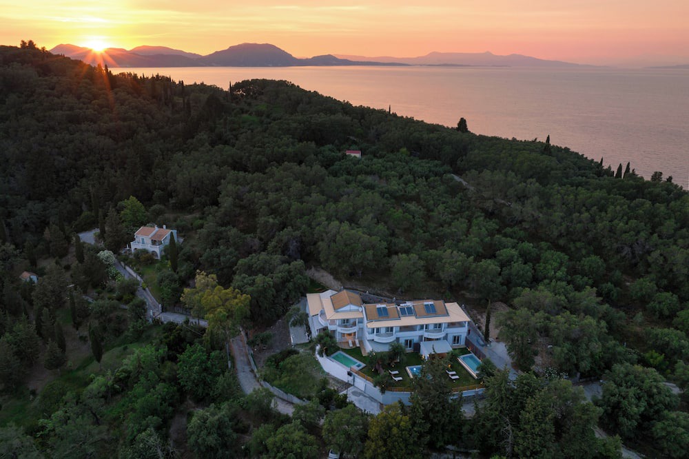 Photo of Outdoor in Petriti