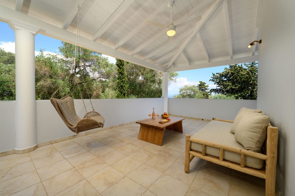 Photo of Patio Balcony in Petriti
