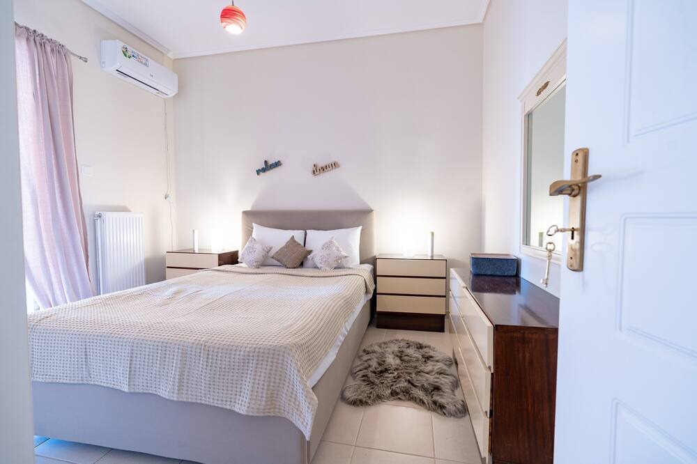 Photo of Bedroom in Kropia