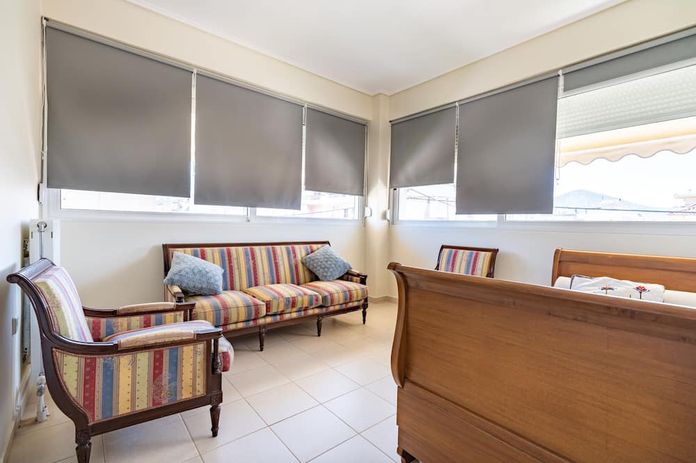 Photo of Livingroom in Kropia