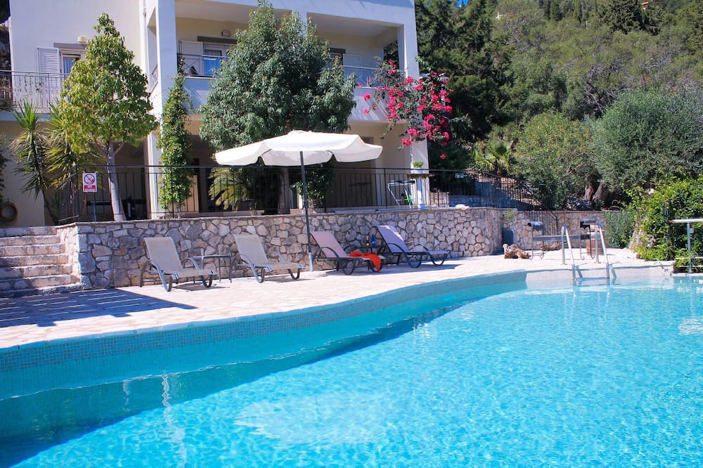 Photo of Outdoor in Gimari