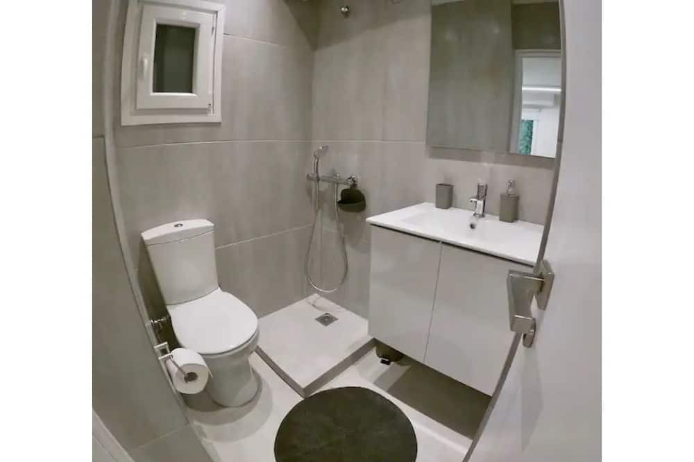 Photo of Bathroom in Kifisia