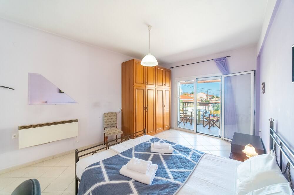 Photo of Bedroom in Molos