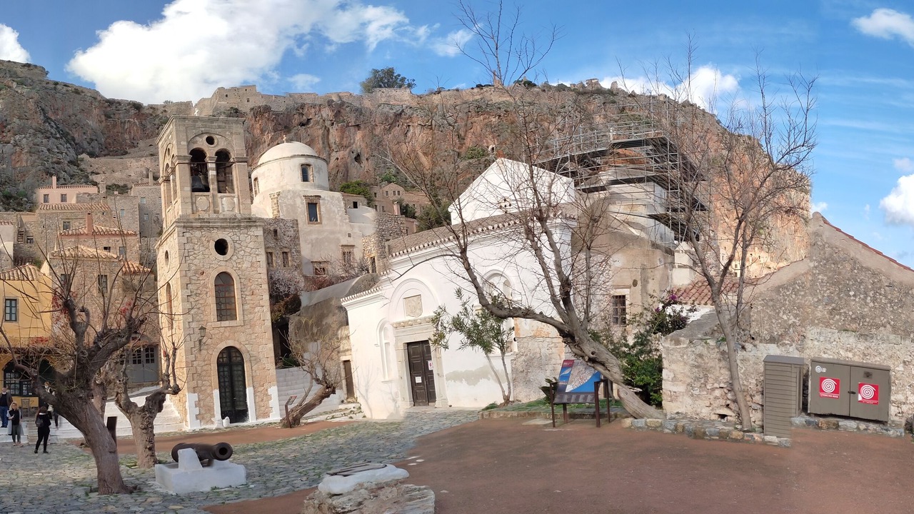 Photo of Outdoor in Velies