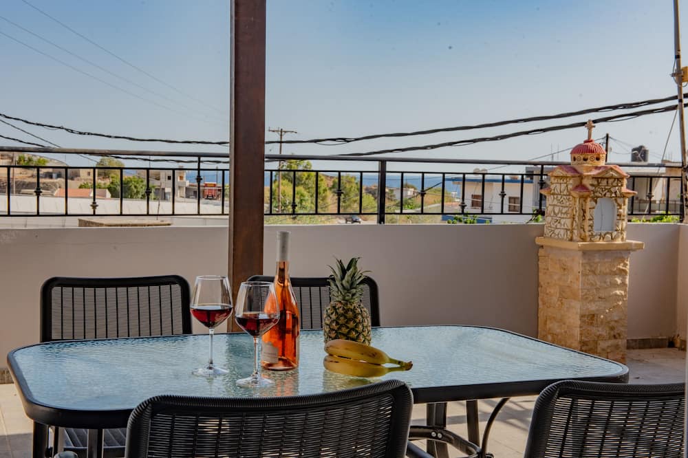 Photo of Patio Balcony in Faistos