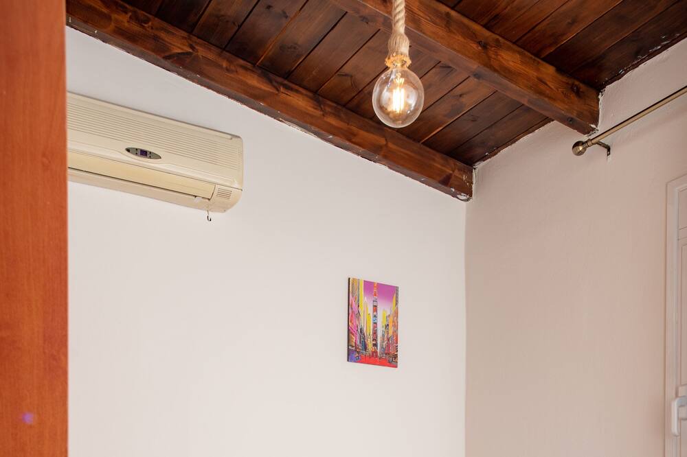 Photo of Bedroom in Faistos