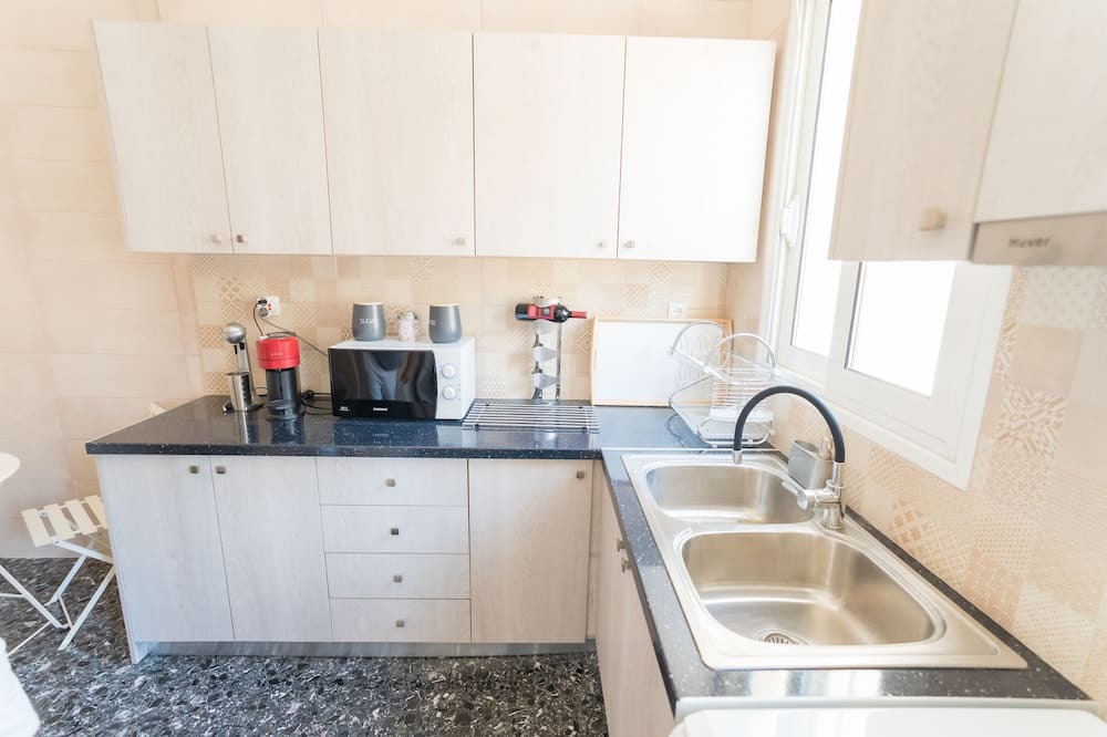 Photo of Kitchen in Neos Kosmos