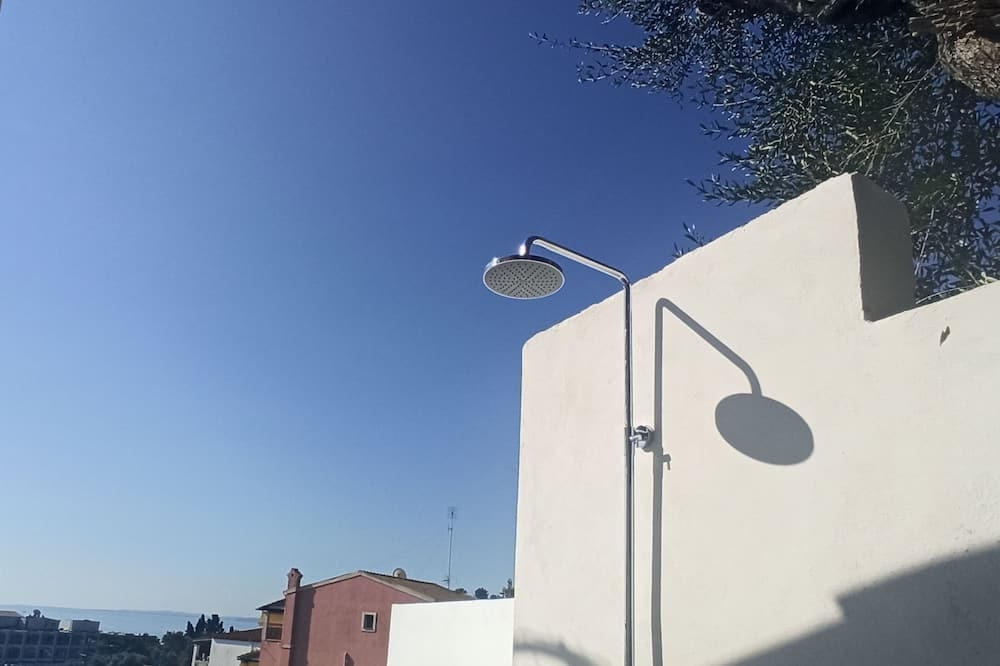 Photo of Outdoor in Perama