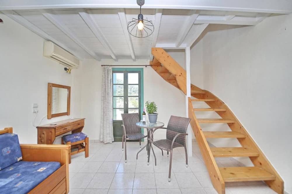 Photo of Livingroom in Stafylos
