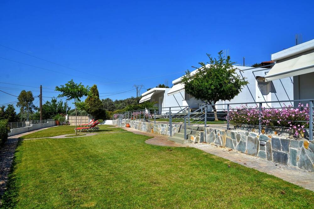 Photo of Outdoor in Eretria