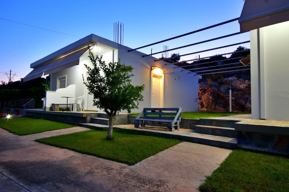Photo of Outdoor in Eretria