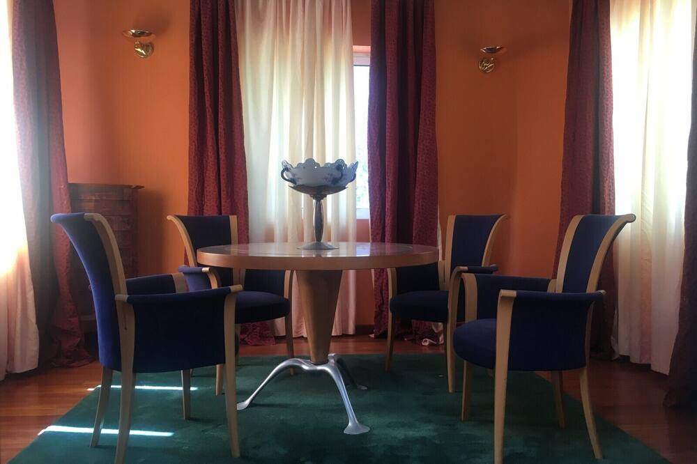 Photo of Livingroom in Glyfada