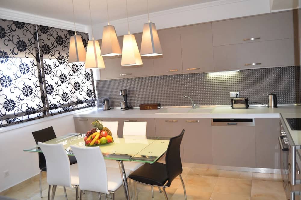 Photo of Kitchen in Perama