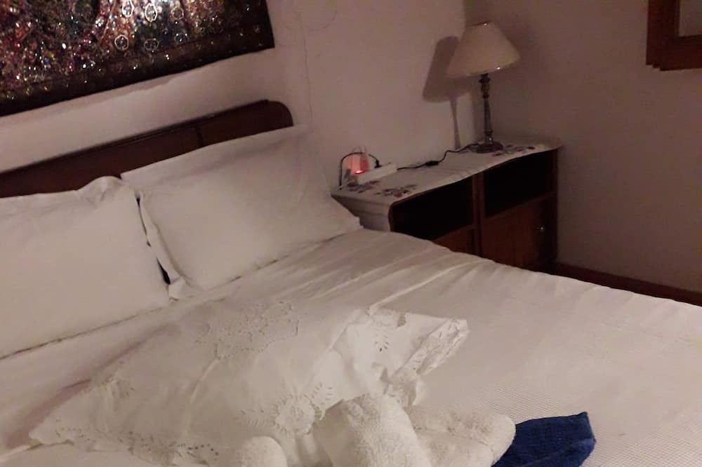 Photo of Bedroom in Chrisochorafa
