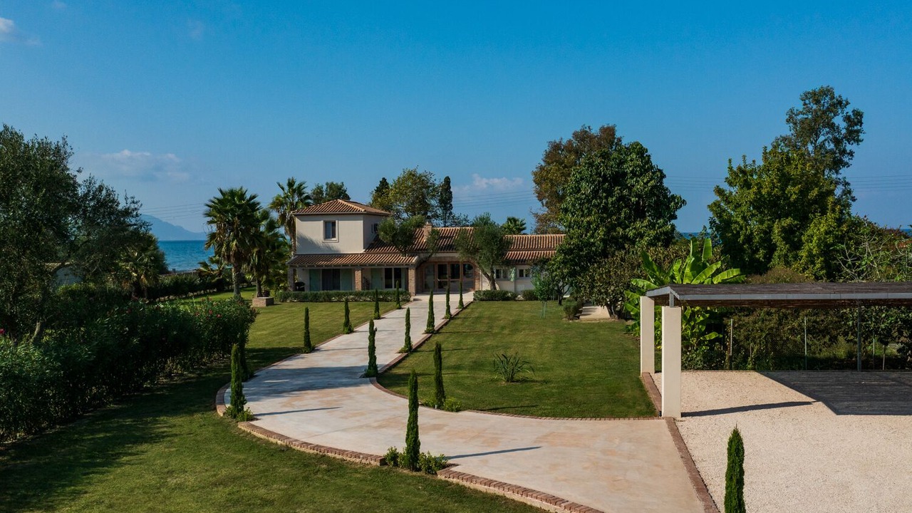 Photo of Outdoor in Molos