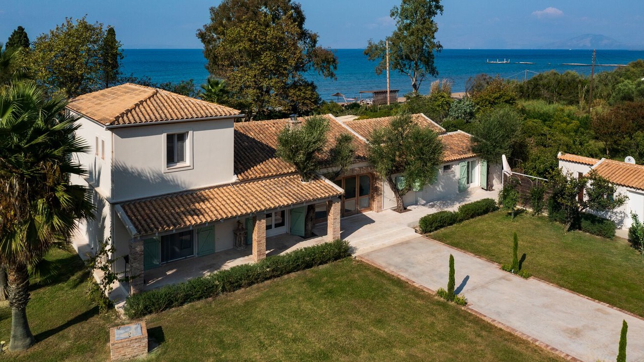 Photo of Outdoor in Molos
