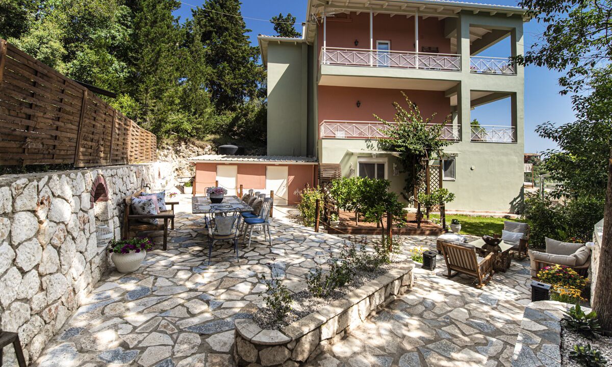 Photo of Outdoor in Lygia