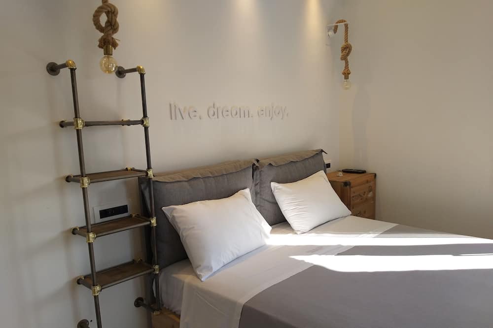Photo of Bedroom in Vamos