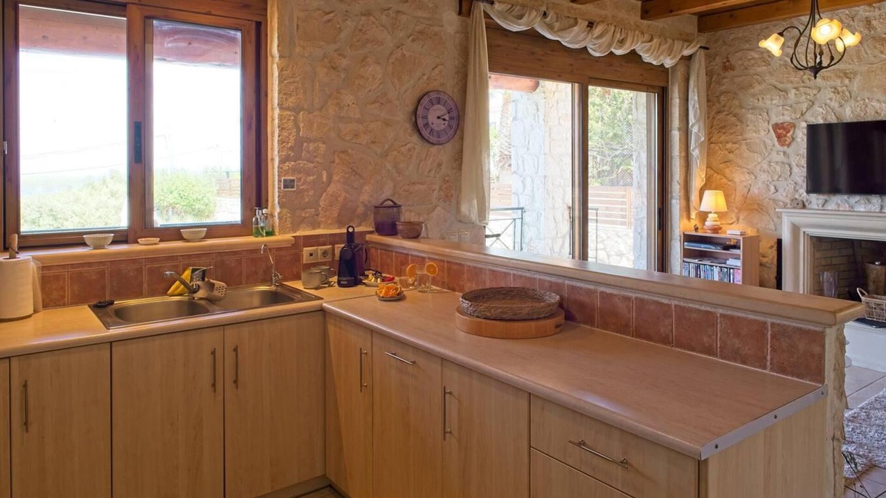 Photo of Kitchen in Tragaki