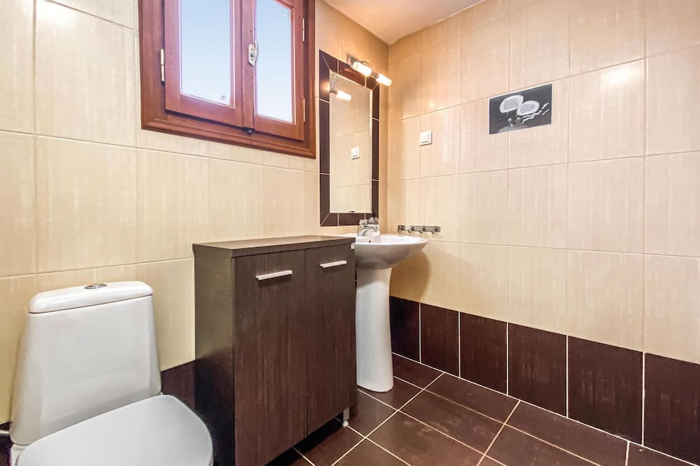 Photo of Bathroom in Pylos-Nestoras