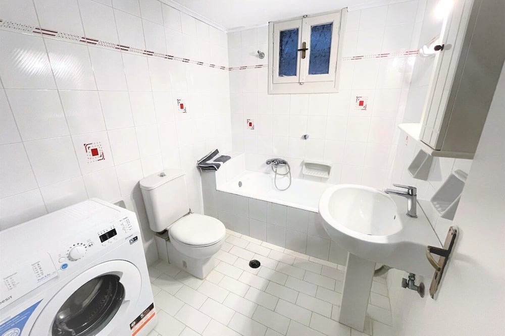 Photo of Bathroom in Drosia