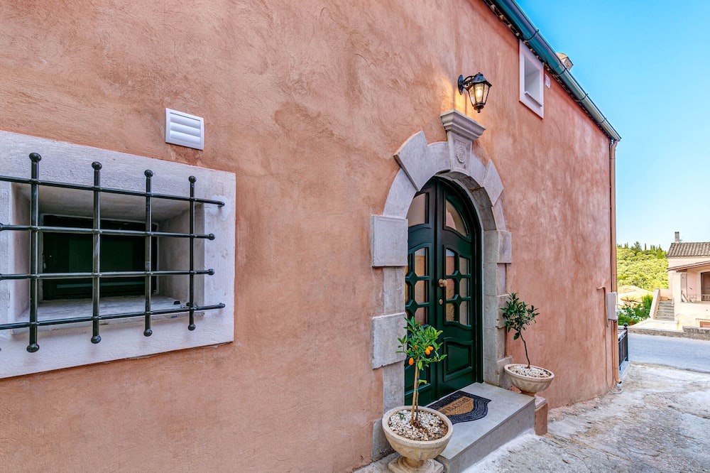 Photo of Outdoor in Doukades