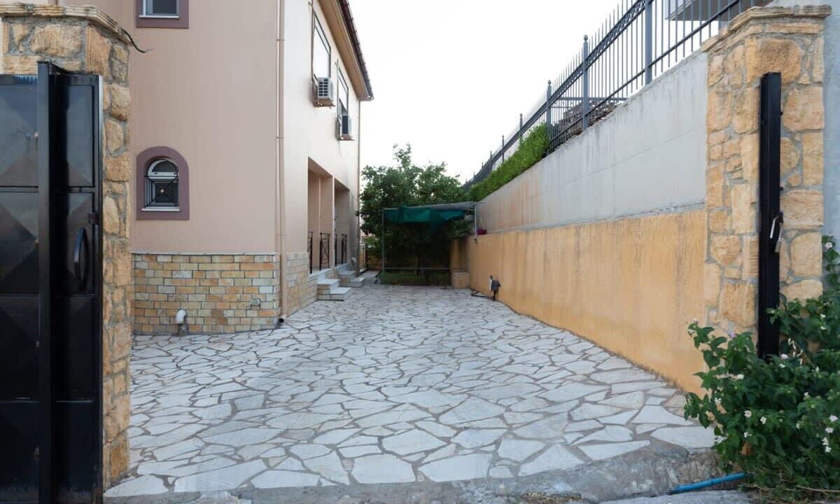 Photo of Outdoor in Schinias