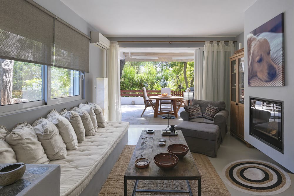 Photo of Livingroom in Kato Sounion