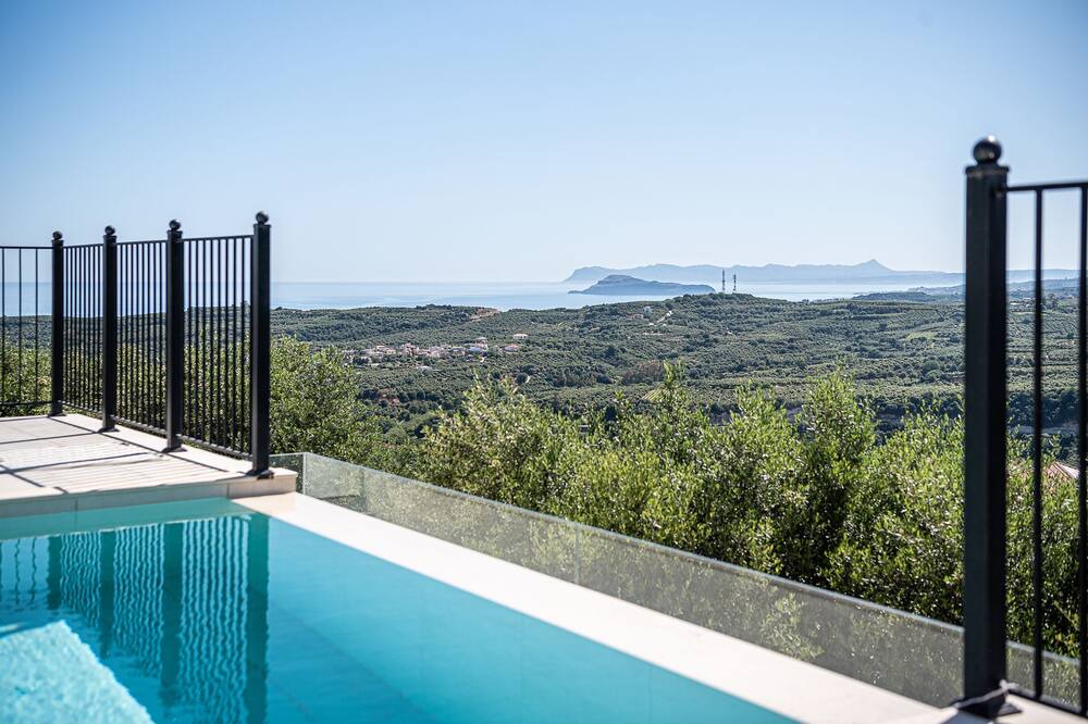 Photo of Outdoor in Polemarchi