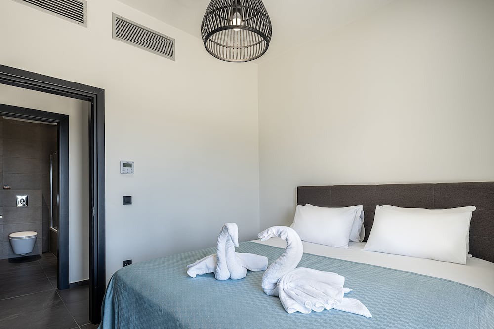 Photo of Bedroom in Polemarchi