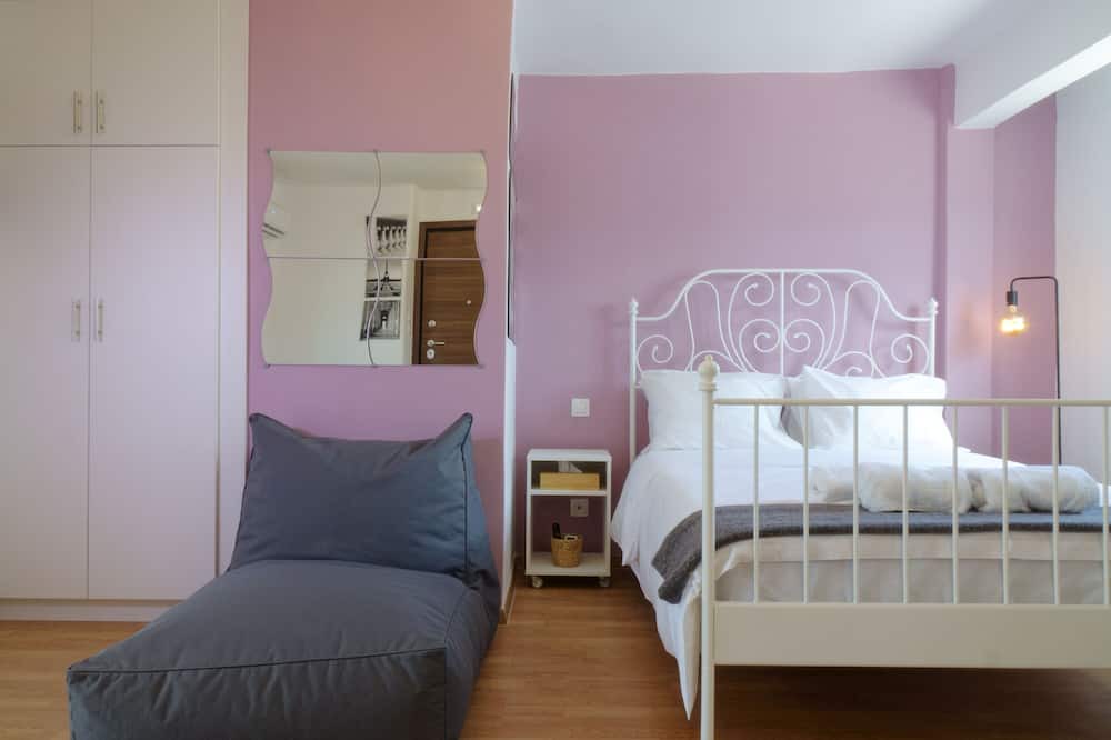 Photo of Bedroom in Filopappou