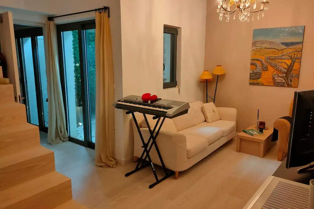 Photo of Livingroom in Pallini