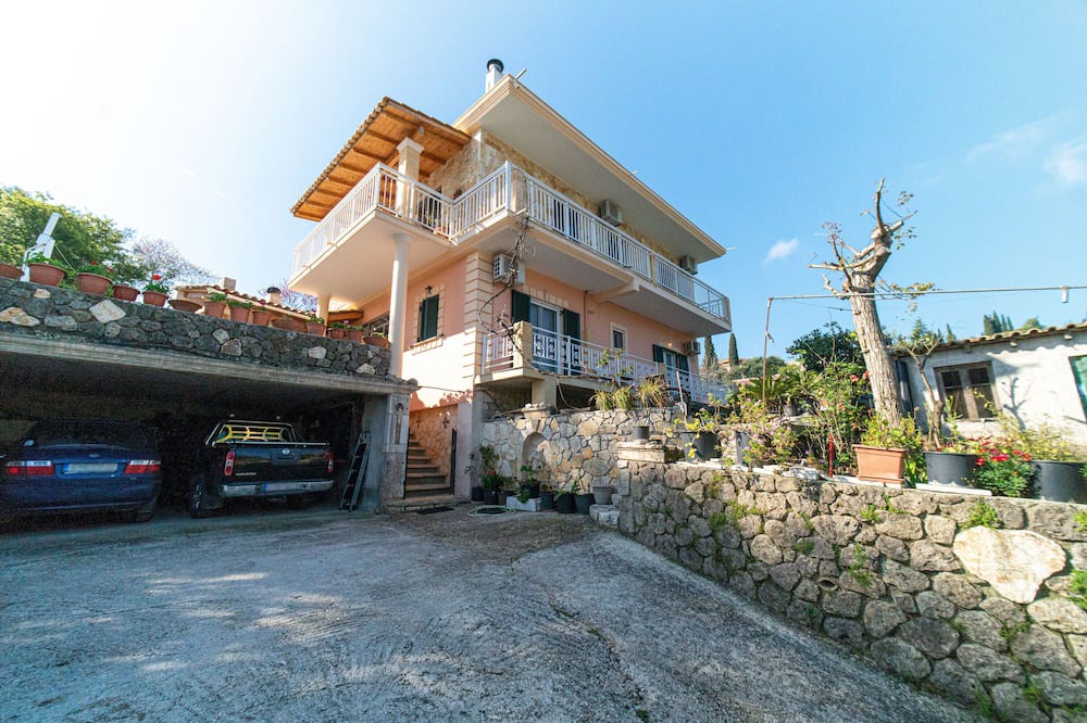 Photo of Outdoor in Kato Korakiana