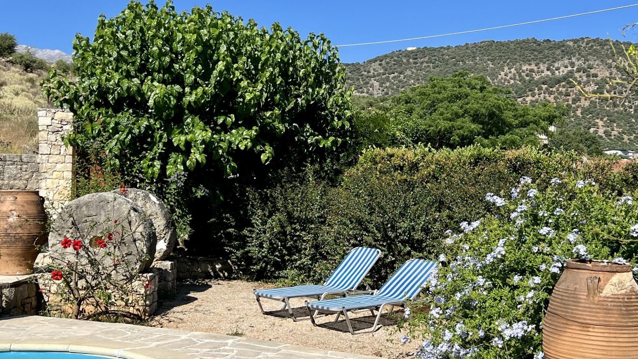 Photo of Others in Makhairoi